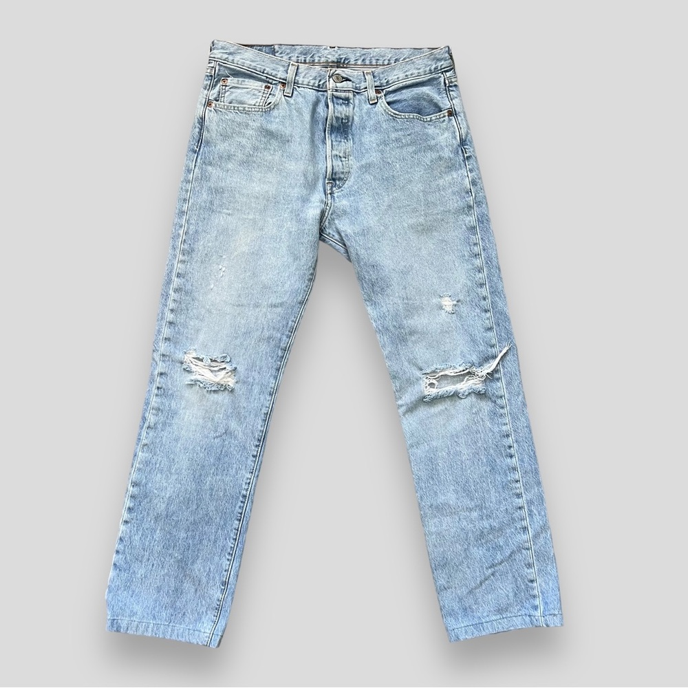 Distressed 501 Levi’s jeans 33x34